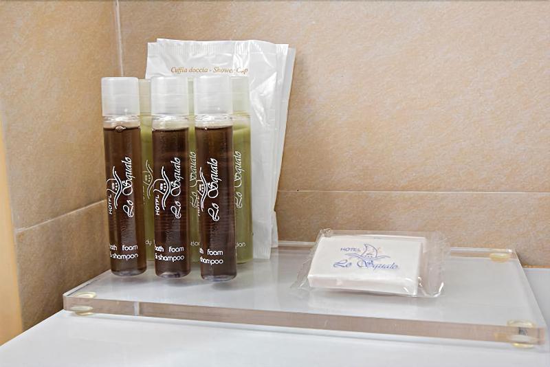 Hotel Lo Squalo 그로타마레 외부 사진