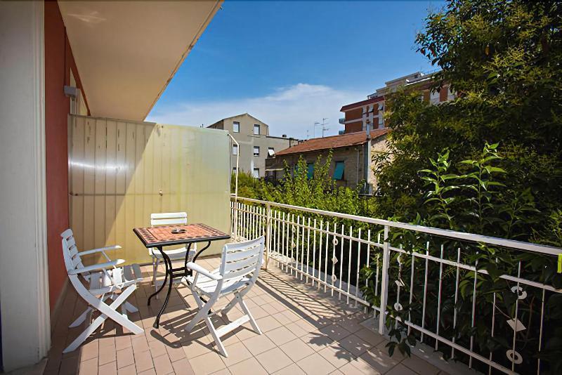 Hotel Lo Squalo 그로타마레 외부 사진