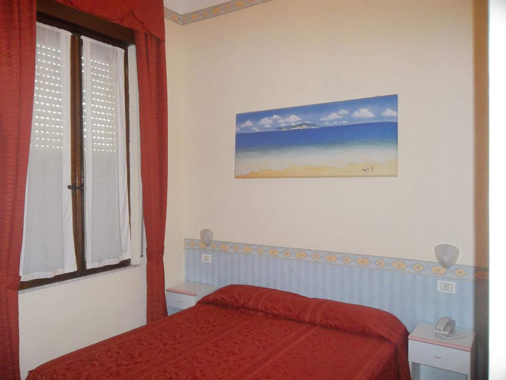 Hotel Lo Squalo 그로타마레 객실 사진