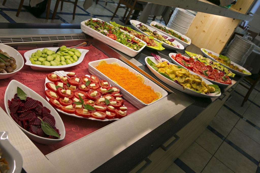 Hotel Lo Squalo 그로타마레 외부 사진
